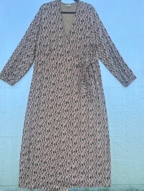 Cato 22/24W Pink Beige Geometric Wrap Maxi Dress Tie Waist